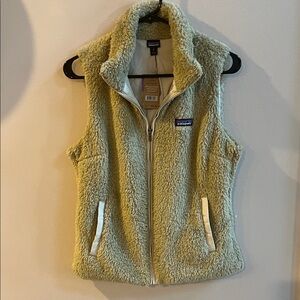 NWT Patagonia Women's Beige Fleece Los Gatos Vest